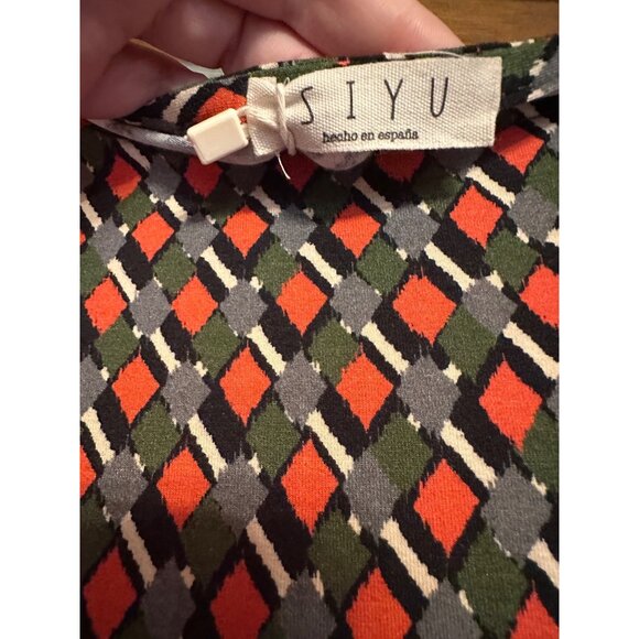 Siyu Womens Geometric Print Long Sleeve Top In Red/Green/Gray Viscose Blend US 4 - Picture 3 of 7
